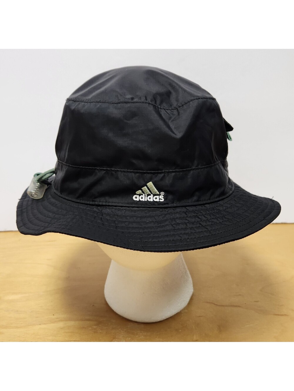 adidas Originals Adventure Bucket Hat Black Packable Toggle Tech Cap S/M